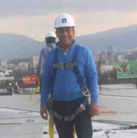Alex Herrera GERENCIA Y DIRECCIÓN