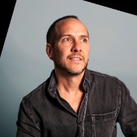 R.M. Sánchez-Camus