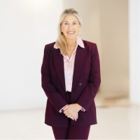 Maggie Holsomback