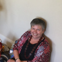 Liz Coles