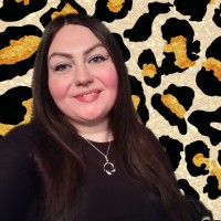 Julia Jones