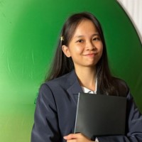 Hooi Shan Liew