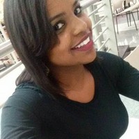 Ester Oliveira