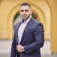 Sam Arash Far
