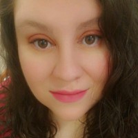 Holly Stultz
