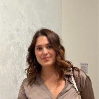 Laura Schmitt