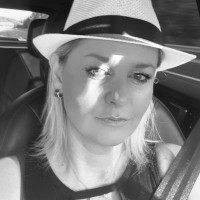 Urška Menard