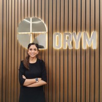 Cemre Alpay, Mba