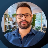 Adriano Moraes
