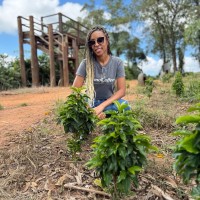 Mariela Cesario de Souza