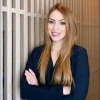 Danielle R. Corrêa Neves