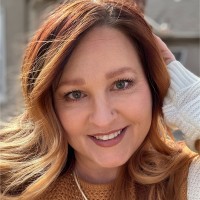 Holly Rucker