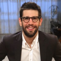 Manuel R.
