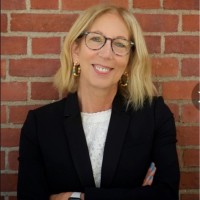 Wendy G Mackstutis