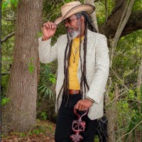 Aundre D.