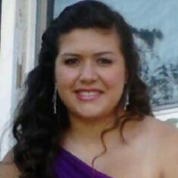 Evelyn Flores