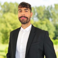 Dionysis Partsinevelos