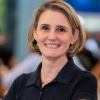 Andrea Van Tol