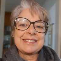 Eva Lucia Oliveira