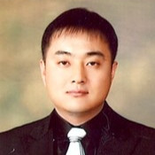 Kyoung Hwan Kim