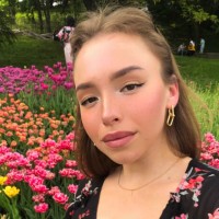 Юля Васильева