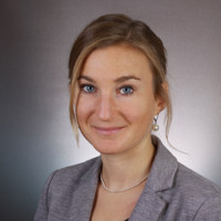 Dr. Isabelle Luhmann