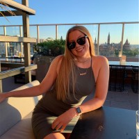 Holly Thomson