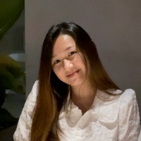 Yen Yee Lee