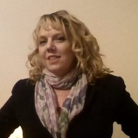 Lynn Lewis