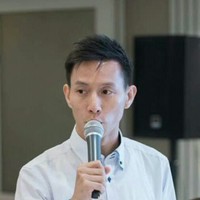 Carlos Lau (カルロス．リュウ)