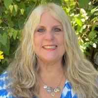 Laurie Hilderbrand M.Ed. STEAM