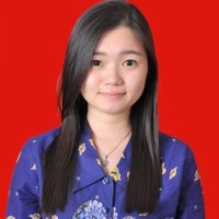 Karina Aprilia Tantra