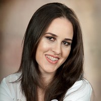 Milica Radmanovic, Cam