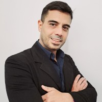 Alberto Linares