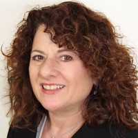 Janet Lynn