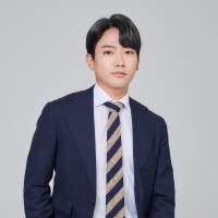 Dongwuk Kim