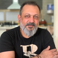 Niraj Raval