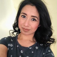 Connie Flores
