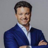 Dr. Sebastian Eckert