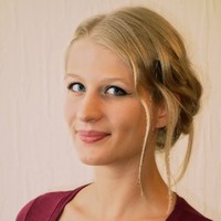 Kinga Császár