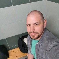 Leo Leze