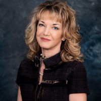 Elizabeth R.
