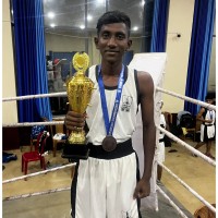 Boxer Avinash s