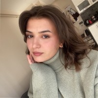 Sinem Develi