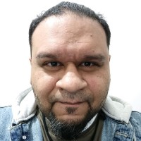 Alberto Olivares