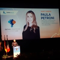 Paula Petroni