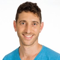 Daniel Raz