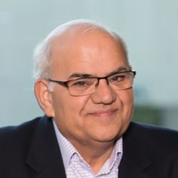 Mike Mirmazaheri, Pe