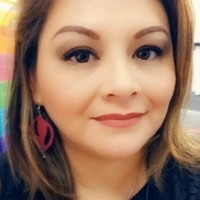 Lorie J Urbano