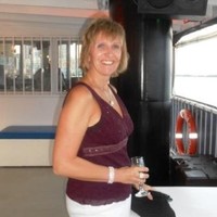 Sandra Hoyle